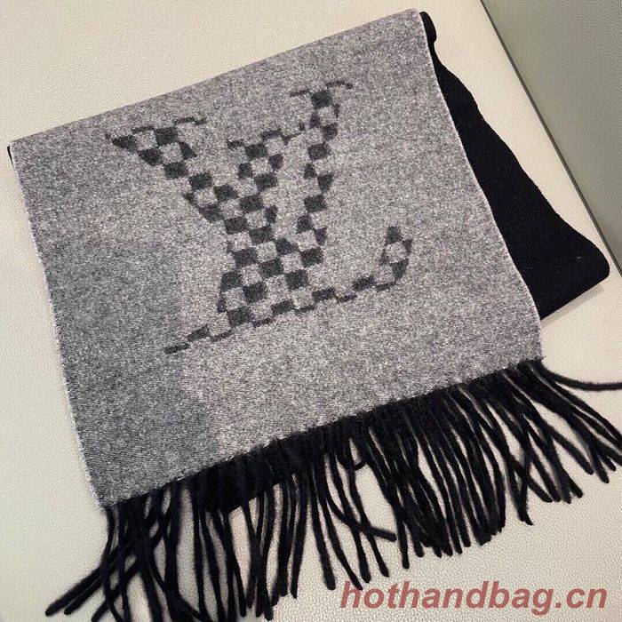 Louis Vuitton Scarf LV00025